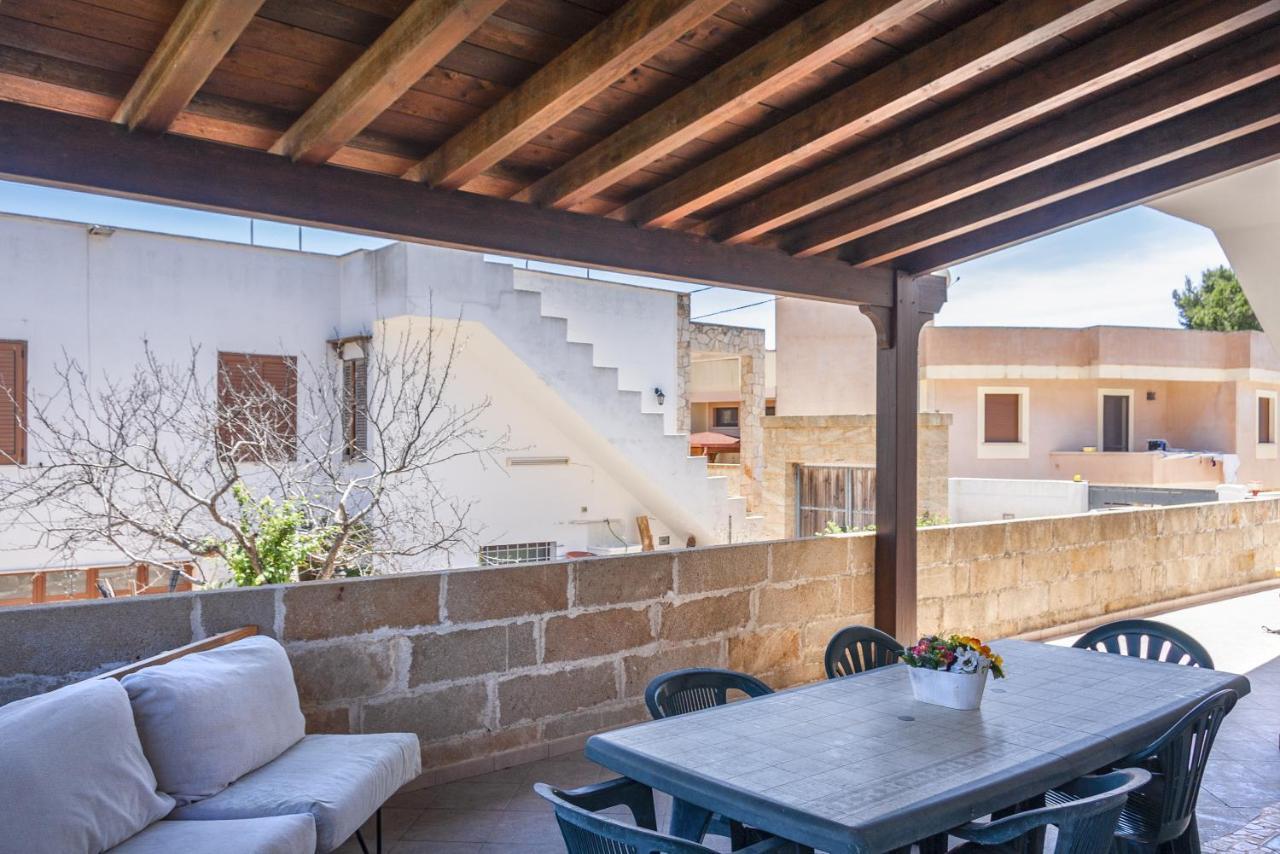 Вилла Casa Riccione Марина-ди-Манкаверса Экстерьер фото