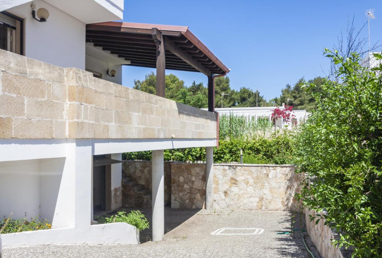 Вилла Casa Riccione Марина-ди-Манкаверса Экстерьер фото